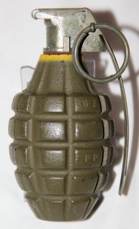 ルパン三世 カリオストロの城 峰不二子のマークII手榴弾