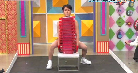 松田元太の100kgパチンコ玉持ち上げ 縦12箱でセット 有吉クイズ